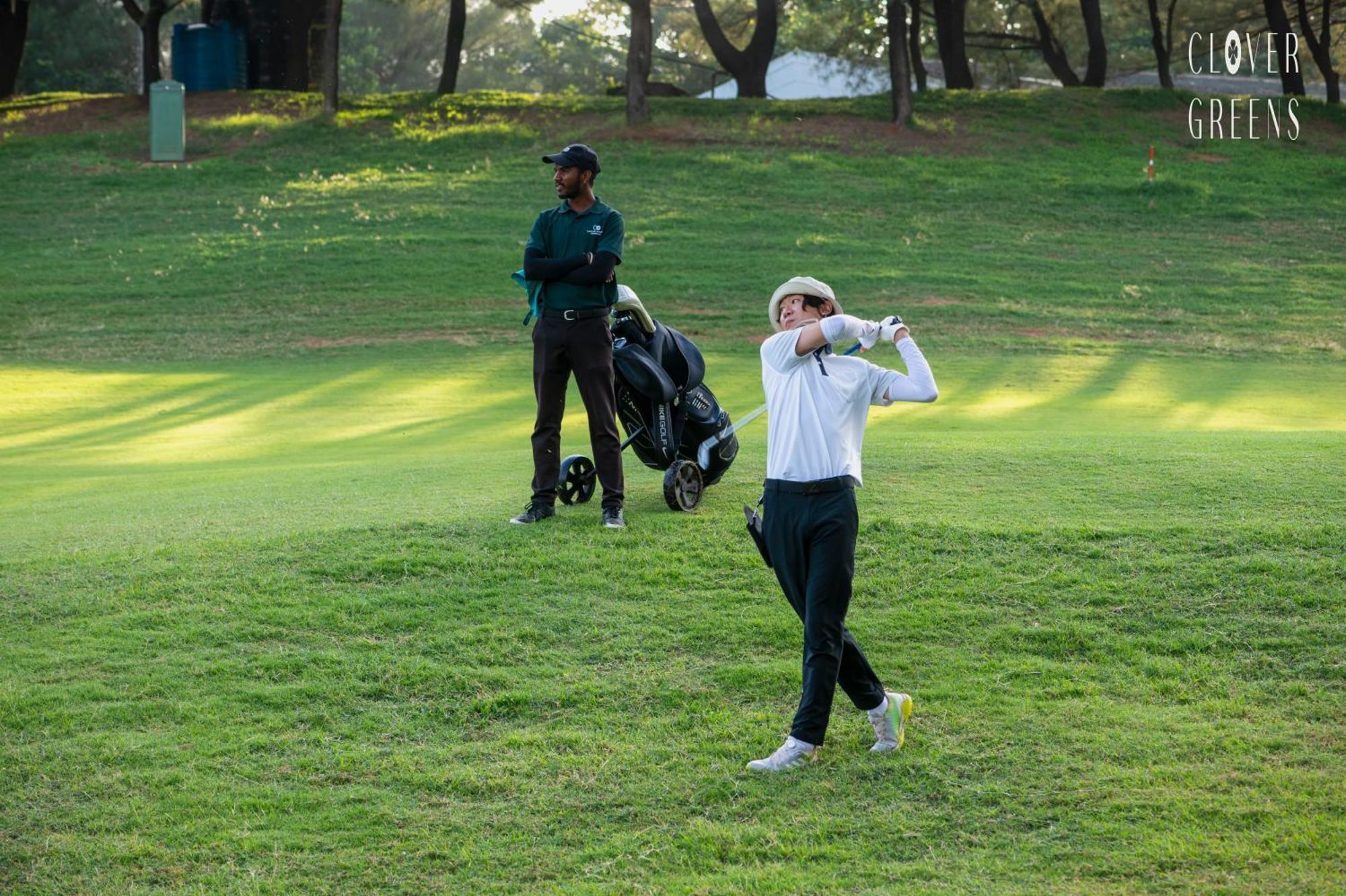 Clover Greens Golf Course And Resort Sarjāpur Exterior foto